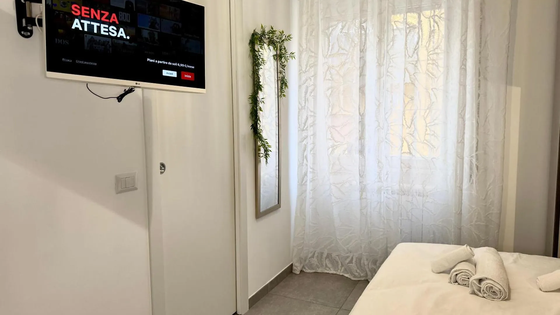 Ai Gelsi Comfortable Rooms - Roma Italy